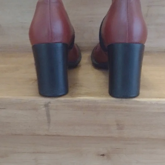 Principles Red Square Toe Boots.Leather upper.Size 7.5 - Picture 5 of 7